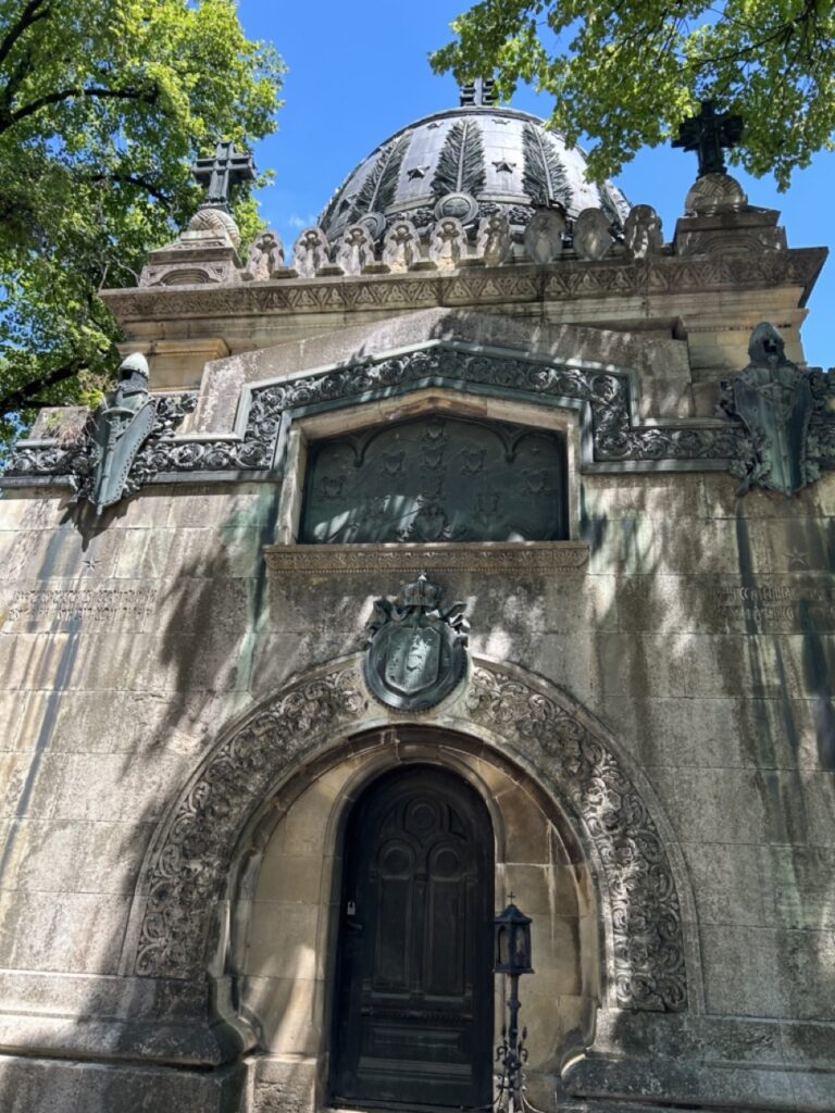 Bellu Cemetery Bucharest4