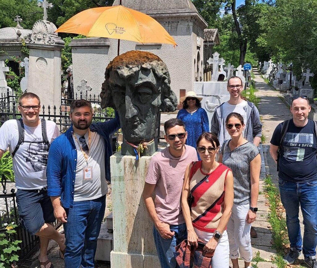 Free Tour in Bellu Cemetery Bucharest