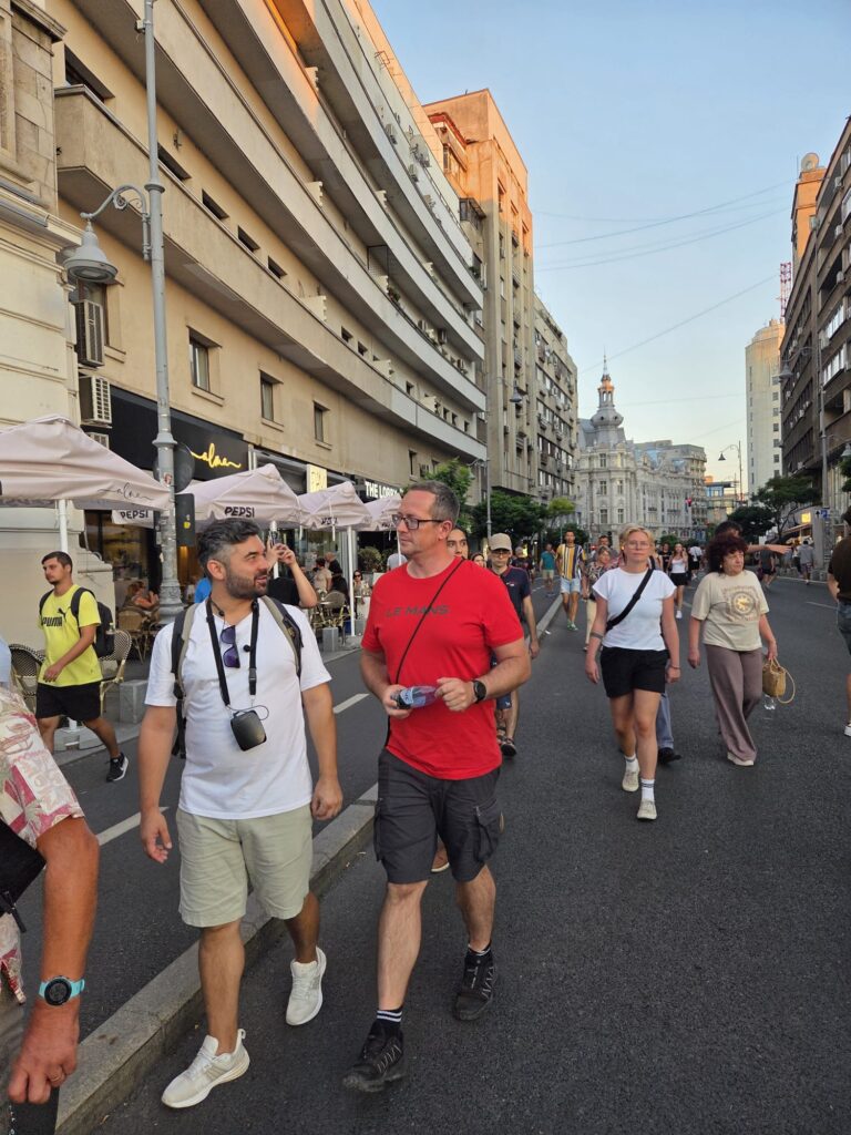 WALKABOUTFREE TOURS BCUHAREST_Twilight Bucharest (22)
