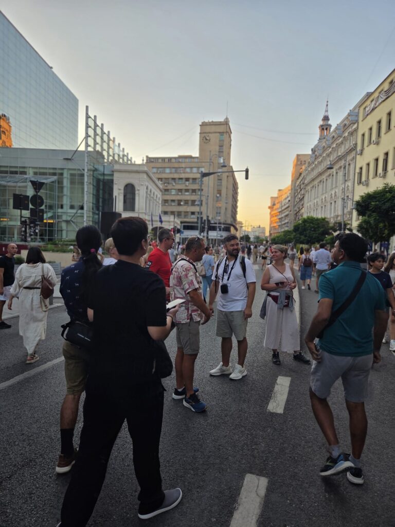 WALKABOUTFREE TOURS BCUHAREST_Twilight Bucharest (37)