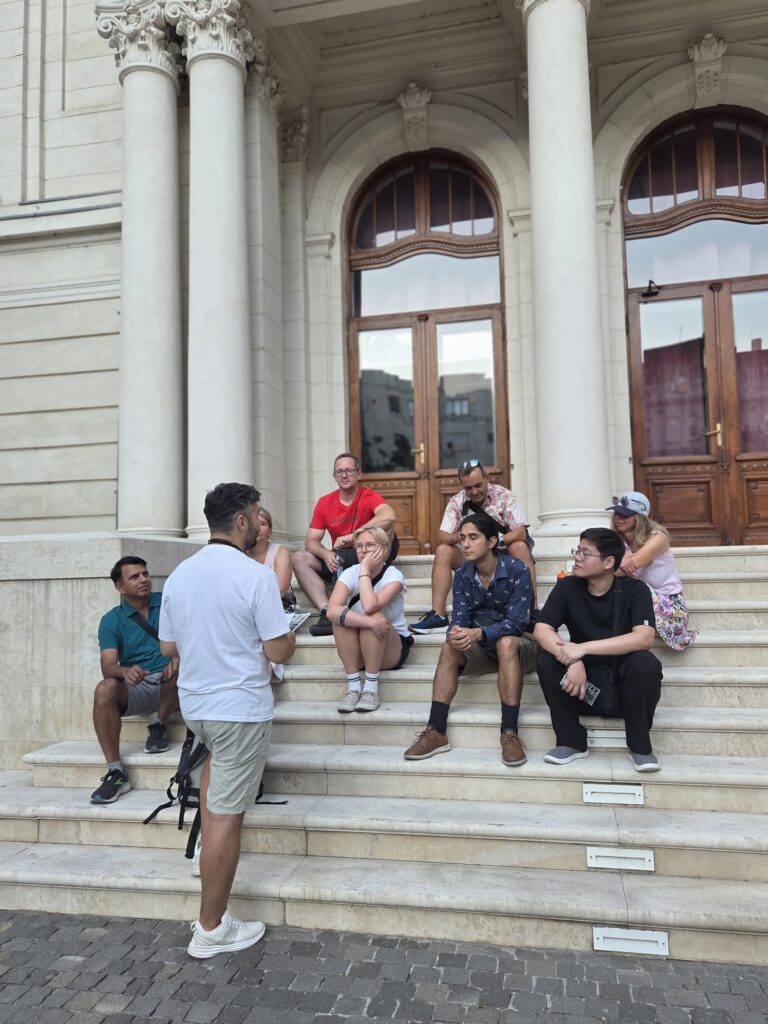 WALKABOUTFREE TOURS BCUHAREST_Twilight Bucharest (45)
