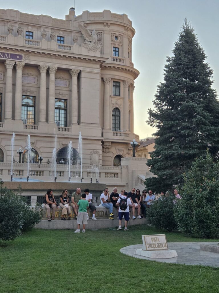 WALKABOUTFREE TOURS BCUHAREST_Twilight Bucharest (79)
