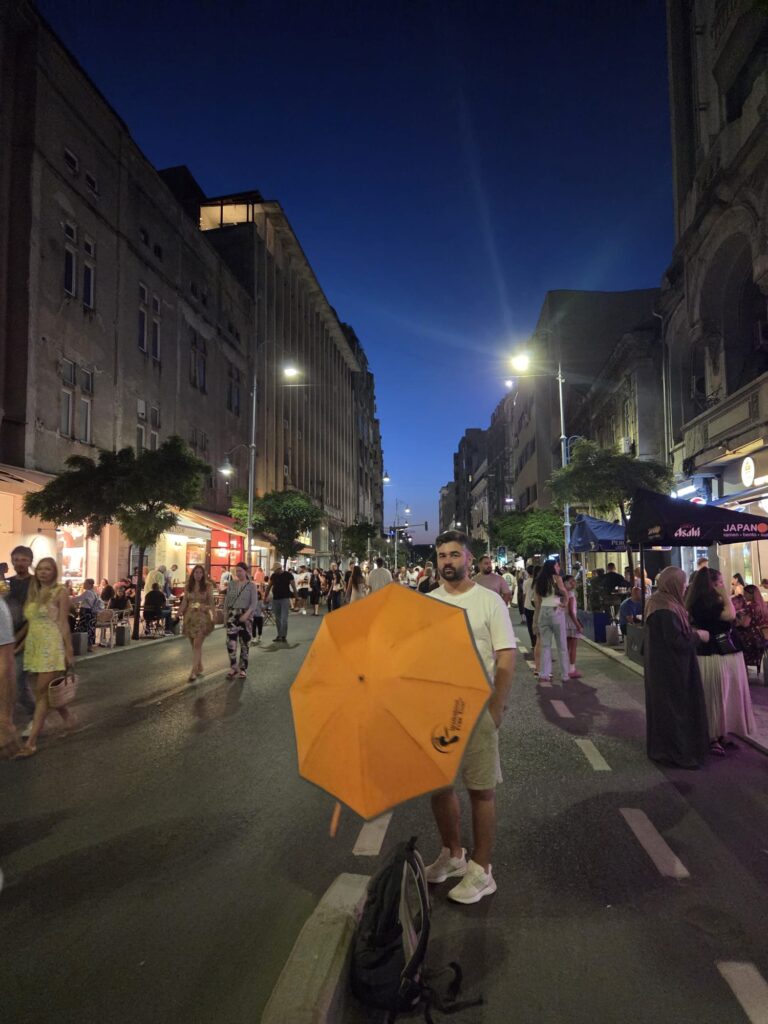 WALKABOUTFREE TOURS BCUHAREST_Twilight Bucharest (86)